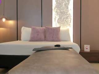 lilly-ass webcam model stream image