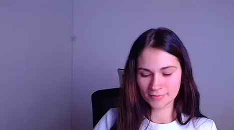 Loon_Amore webcam model stream image