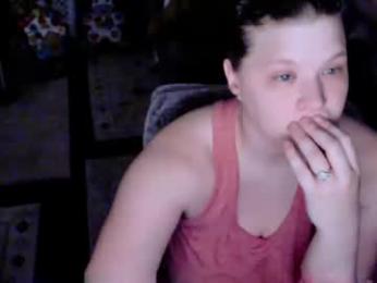 elinareign webcam model stream image