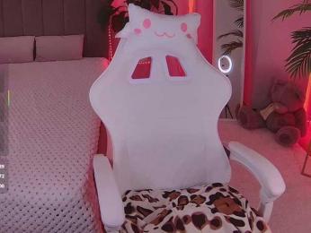 Lerochkaa webcam model stream image