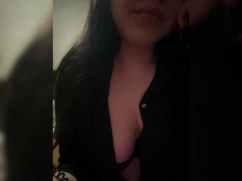 Arina-Kisss webcam model stream image