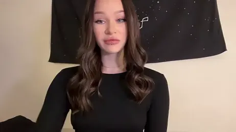 ur_molly webcam model stream image