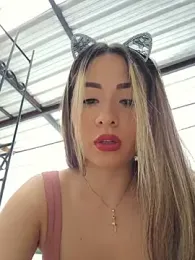 Natasanz webcam model stream image