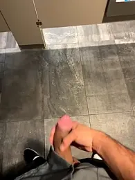 LeoPR00 webcam model stream image