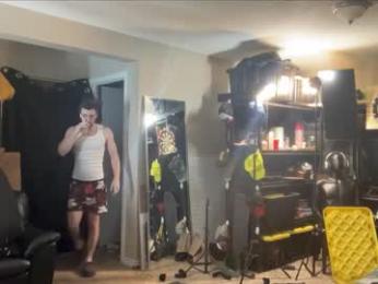 brad_bounce webcam chaturbate model stream image