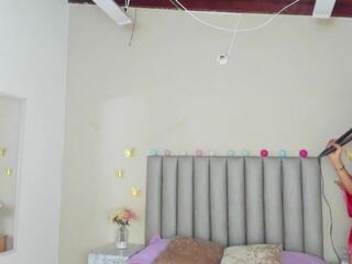 Tessa Thomp webcam model stream image