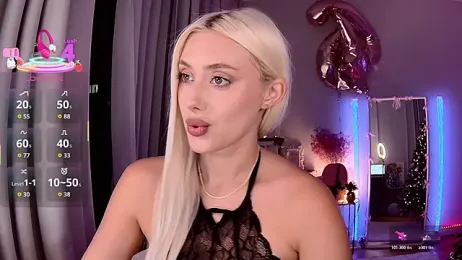 LoryWood webcam model stream image