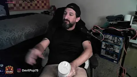 DevilPup75_ webcam model stream image