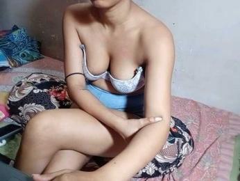 TaraVij webcam bongacams model stream image