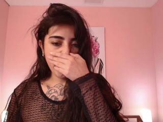 Adri Gomez webcam model stream image