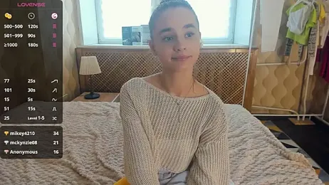 JinnyMcie webcam stripchat model stream image