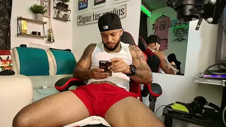 Leenar_Key webcam stripchat model stream image