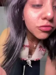 Trixie_pop webcam model stream image