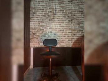 HypeHoney webcam model stream image