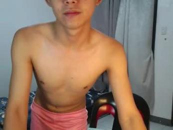 ur_younngtwinkxxx webcam model stream image