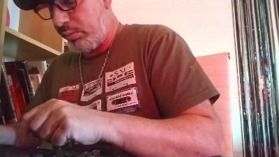 SirA webcam model stream image