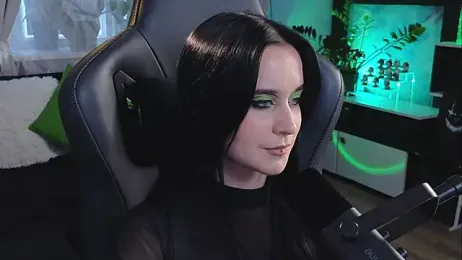 KiraLiLime webcam model stream image