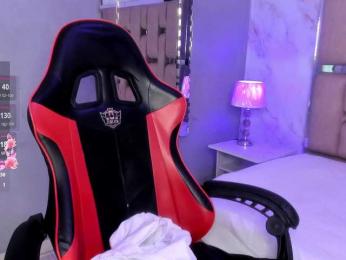 ThanaHaluff webcam model stream image