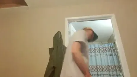 Huntzg23 webcam stripchat model stream image