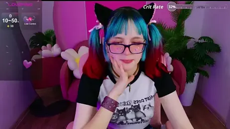 CoralineYoung webcam model stream image