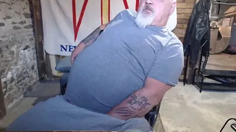 Newfiesausage1972 webcam model stream image