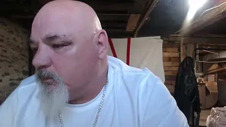 Newfiesausage1972 webcam model stream image