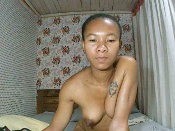 Volazara webcam bongacams model stream image