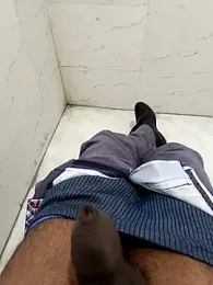 Kakabiraji webcam model stream image