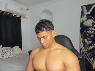 Karl Mendez webcam model stream image