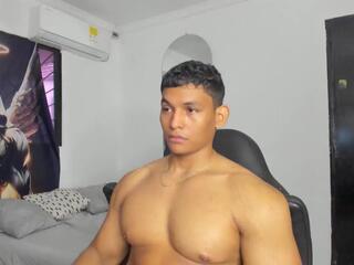 Karl Mendez webcam model stream image