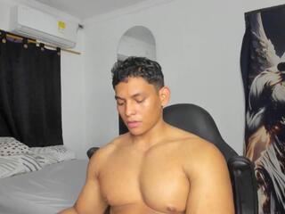 Karl Mendez webcam model stream image