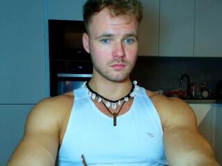 Robin Rieff webcam model stream image