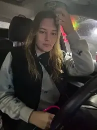 AllesandraLove webcam model stream image