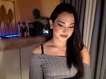 magnificent_kitana webcam stripchat model stream image