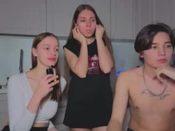 ihavepaws33 webcam chaturbate model stream image