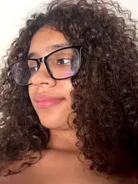 stormyy_ webcam model stream image