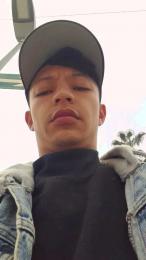 Tupapalarga webcam model stream image