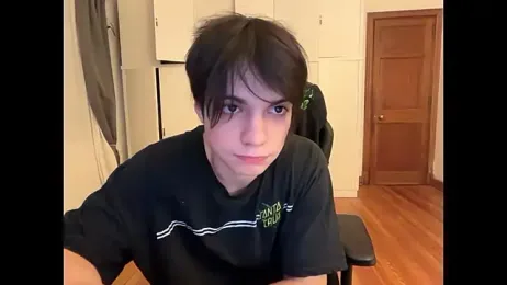 SasukeUhchiaa webcam stripchat model stream image