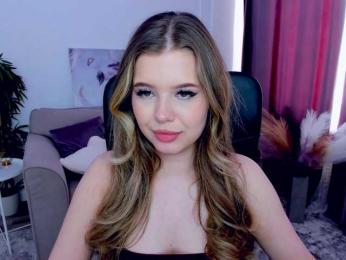 GlamorousGirl webcam model stream image