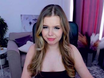 GlamorousGirl webcam model stream image