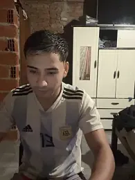 HeteroBooy014 webcam model stream image