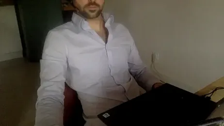 eauminerale webcam model stream image