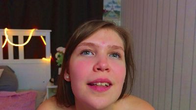 MonaCodling webcam model stream image