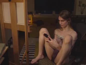 petitecut webcam model stream image