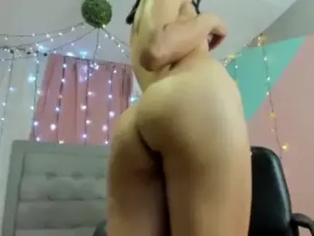 emy_0 webcam model stream image