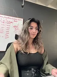 Isabella_Varella webcam model stream image