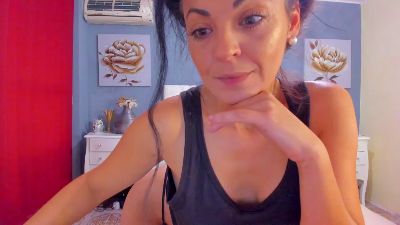 nicol_hot30 webcam model stream image