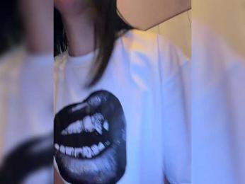 chicanogirl webcam model stream image