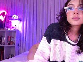 laralittle webcam model stream image