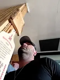 yuyukyler webcam model stream image